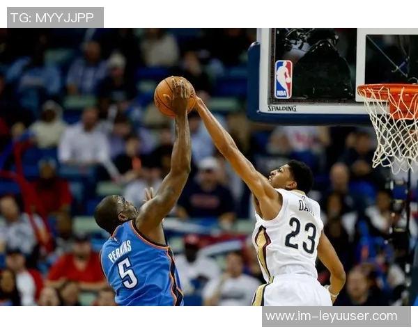 芬奇称赞戈贝尔防守能力极强认为他是联盟顶尖防守球员之一